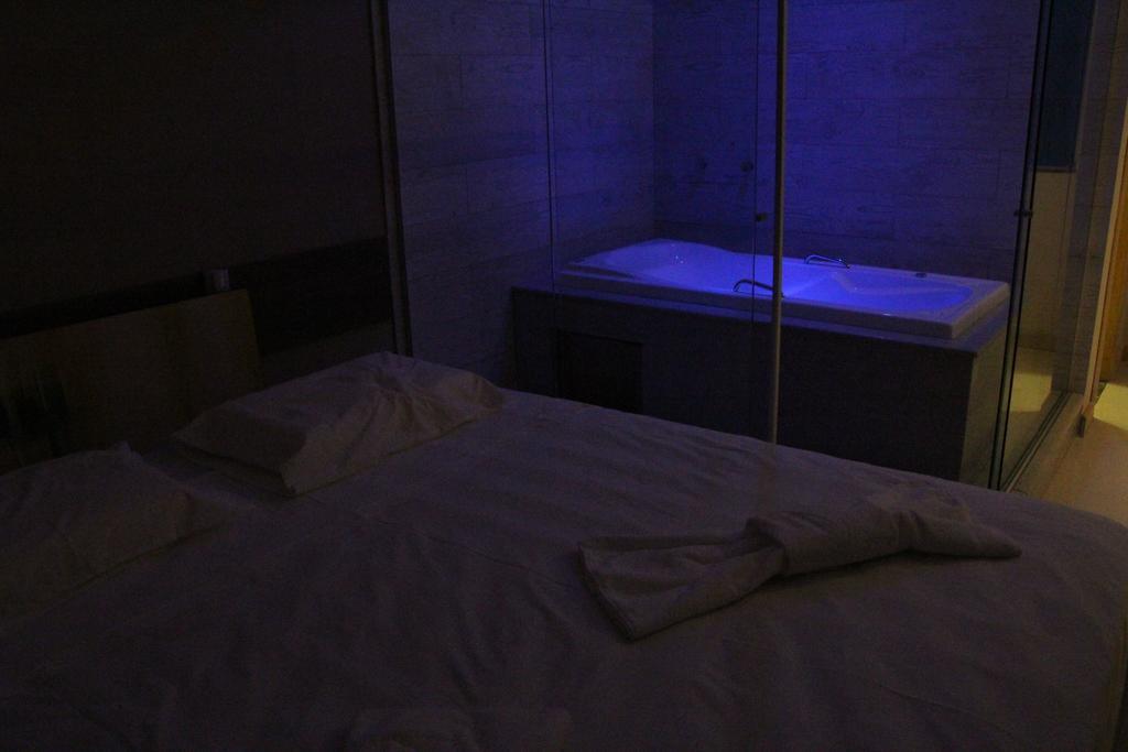 Hotel Paraiso Das Aguas Tucano Rum bild